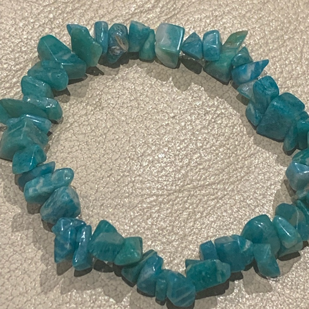 Genuine stone bracelet